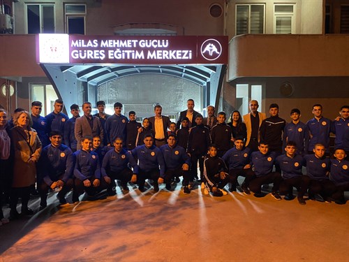 Vali Orhan Tavlı Milas Mehmet Güçlü Güreş Eğitim Merkezini ziyaret etti