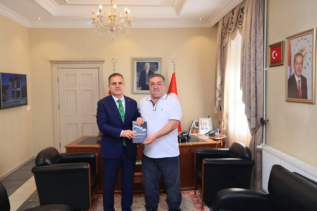 Gazeteci Nuri Yılmaz, Valimiz Sayın Dr. İdris Akbıyık'ı Ziyaret Etti