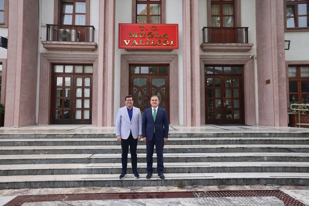 Önceki Dönem Tarım ve Orman İl Müdürü Barış Saylak Valimiz Sayın Dr. İdris Akbıyık'ı Ziyaret Etti