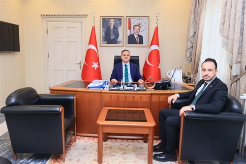 Aydın Vakıflar Bölge Müdürü Mücahit Vural, Valimiz Sayın İdris Akbıyık’ı Ziyaret Etti