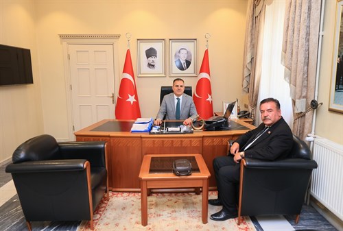 Milas Ekiztaş Mahalle Muhtarı Hasan Şahin Yayla, Valimiz Sayın Dr. İdris Akbıyık’ı Ziyaret Etti